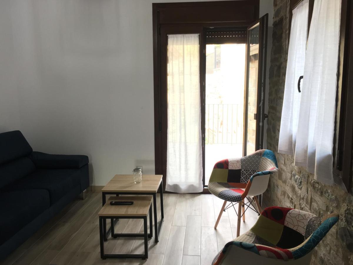 Apartamentos Bajo Pena Apartamentos Sanlorien El Pueyo de Araguás 외부 사진