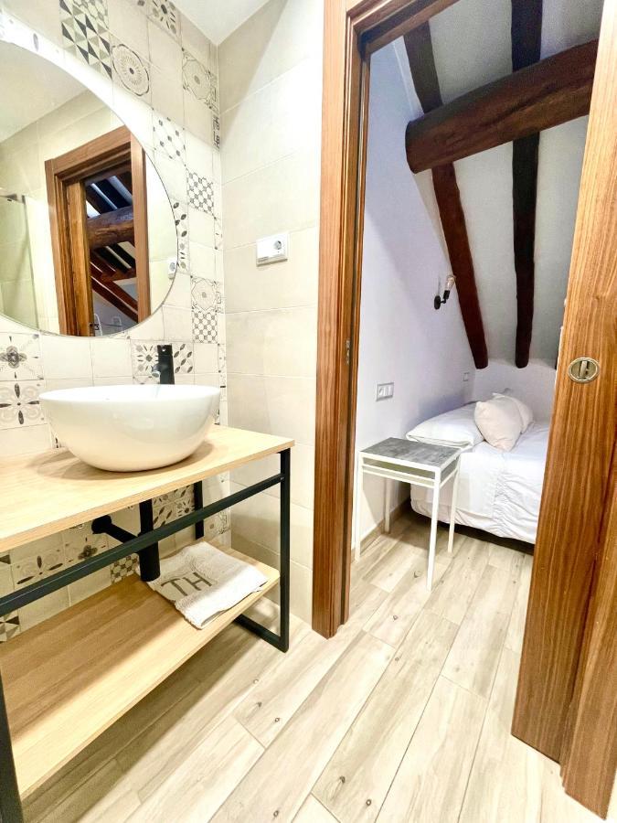 Apartamentos Bajo Pena Apartamentos Sanlorien El Pueyo de Araguás 외부 사진